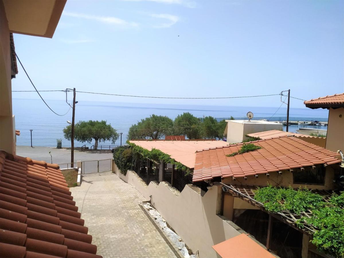 Eutuxia Sea&Mountain Apartment - Tsoutsouros Exterior photo