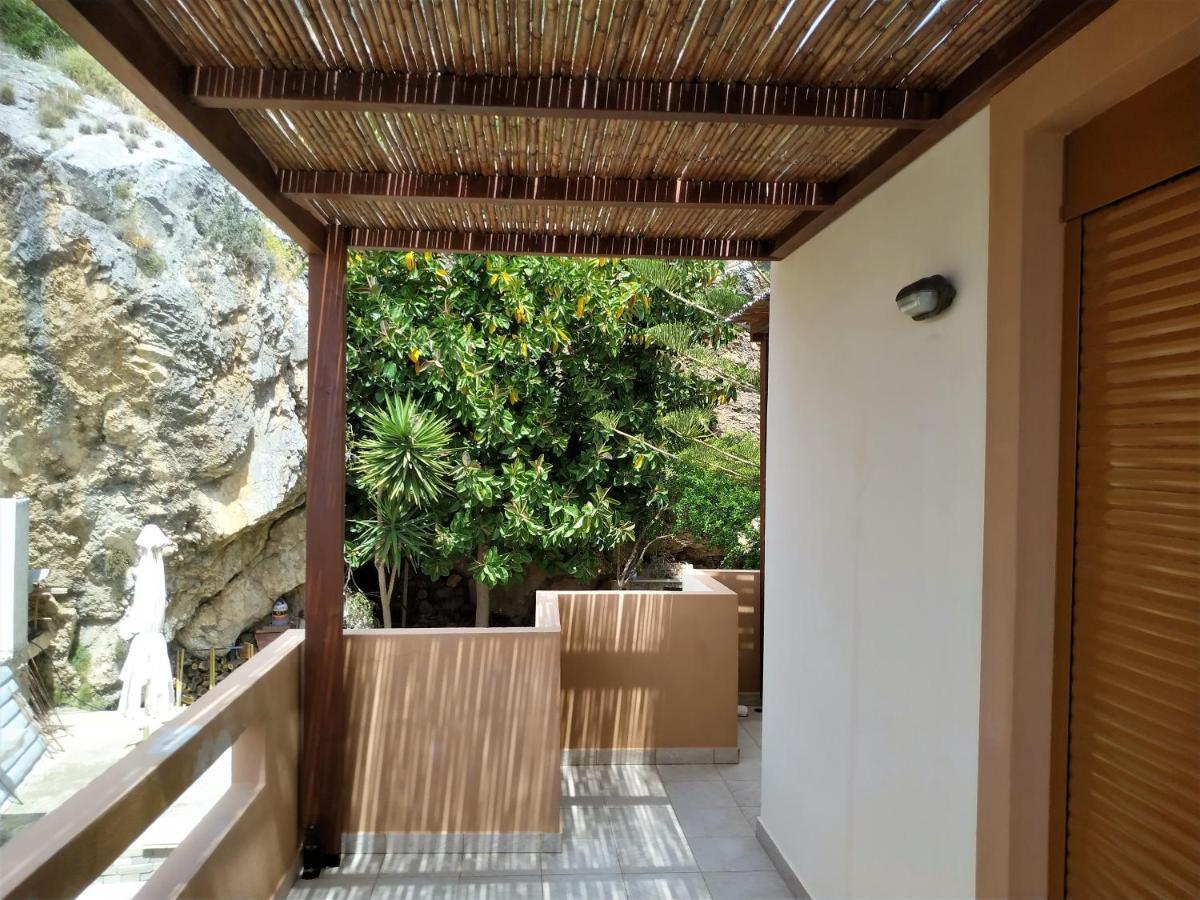 Eutuxia Sea&Mountain Apartment - Tsoutsouros Exterior photo