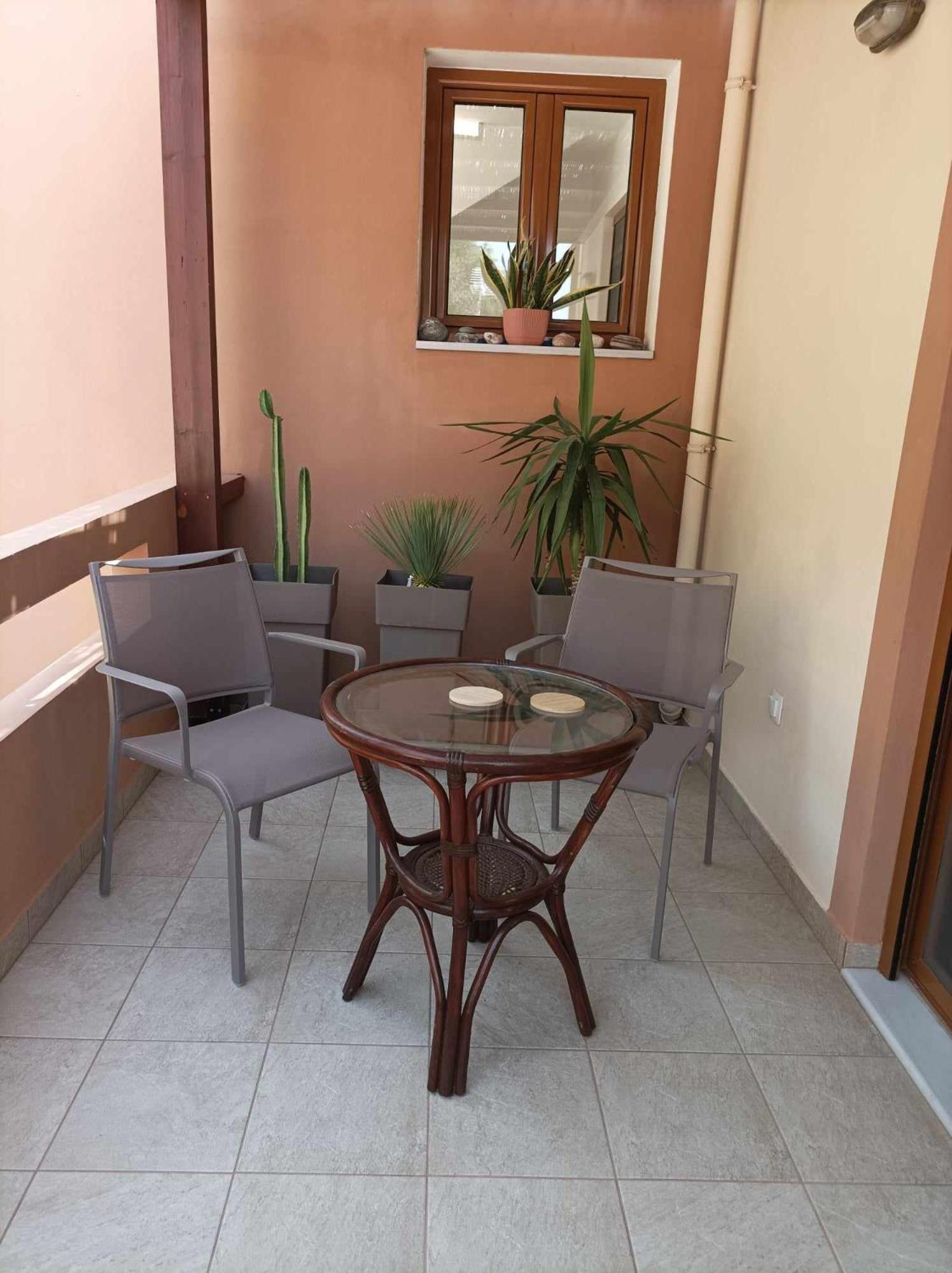 Eutuxia Sea&Mountain Apartment - Tsoutsouros Exterior photo