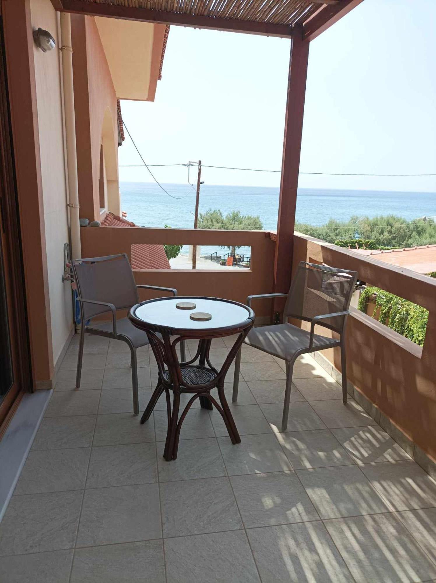 Eutuxia Sea&Mountain Apartment - Tsoutsouros Exterior photo